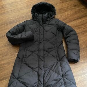 The North Face  550 Long Black Puffer Coat size Small